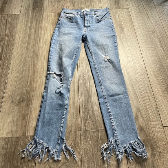 We The‎ Free People ripped Frayed hem jeans - Picture 1 of 7